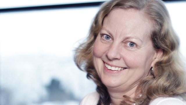 Flere mobilkunder, men lavere inntekter
