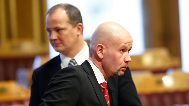 Må skille bredbånd fra kraft
