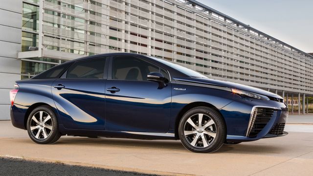 Trosser virkningsgraden: Derfor produserer japanerne hydrogenbiler