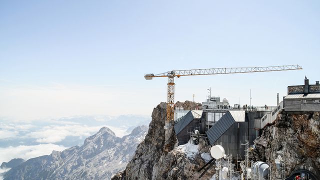 Ny taubane til Tysklands høyeste topp slår TRE verdensrekorder