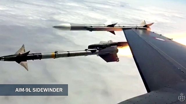 Her skyter F-16 ned dronen