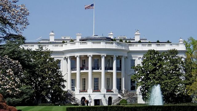 – Russiske hackere brøt seg inn i Det hvite hus