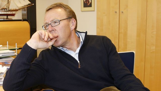 Raser mot slapp bredbåndssatsning