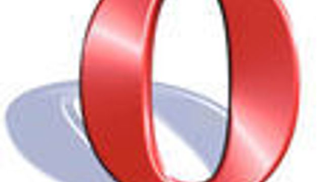 Opera passerte 100 millioner