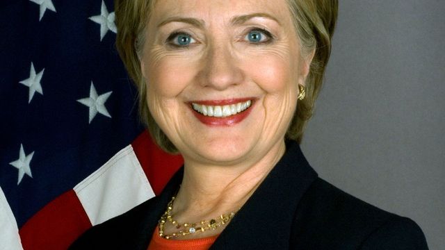 Clinton krever frihet på nettet