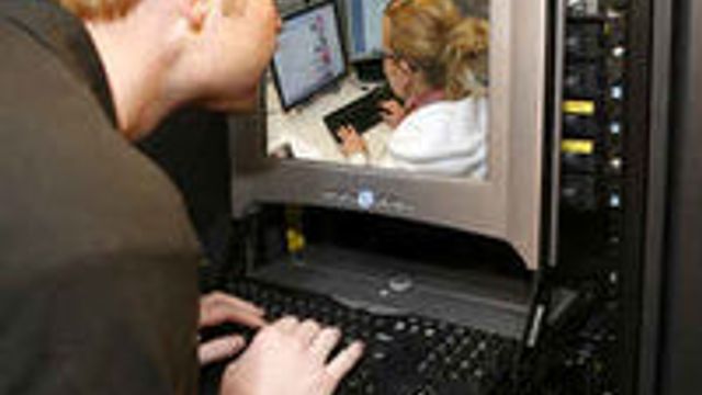 Overvåker fritidsbruk av Facebook