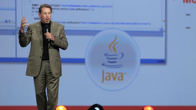 Sender hele Oracle opp i skyen