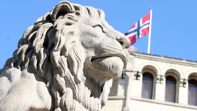 - Kina kan lese epost på Stortinget