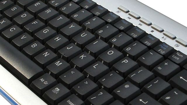– Ti års batteritid for trådløse tastaturer