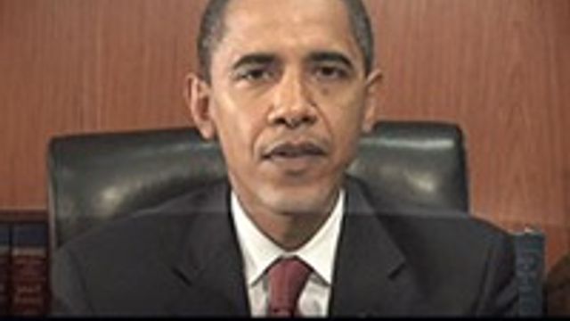 Obama lover ukentlig video på YouTube