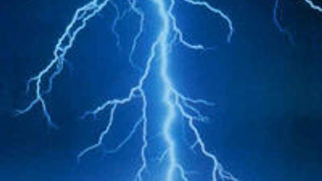 Lynnedslag rammet nettskyen