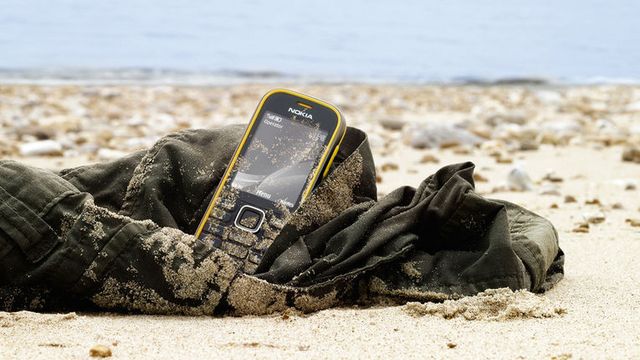 Mobilen som elsker vann og sand
