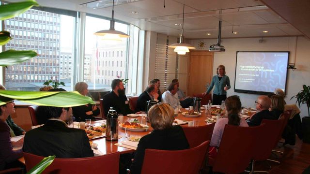 Skal forske på unges bruk av sosiale nettverk