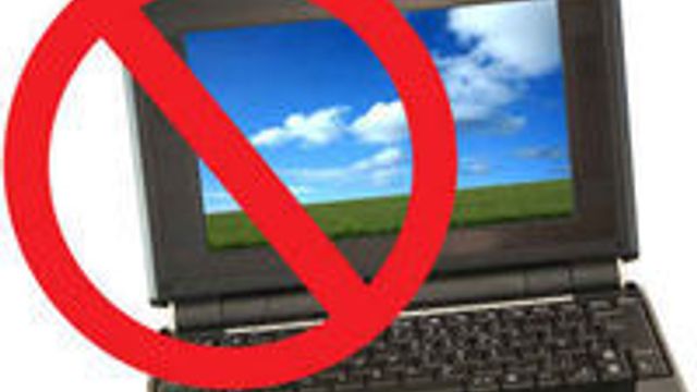 - Laptop er forbudt