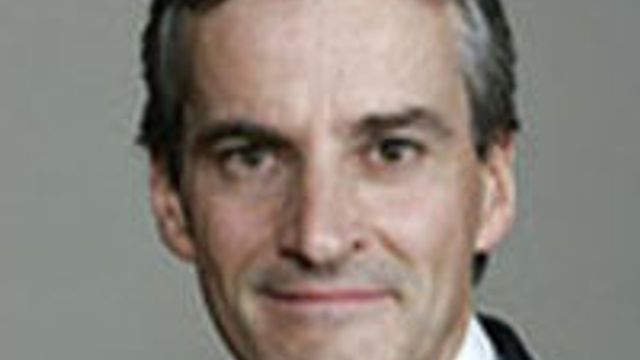 Tilspisser forholdet til Russland