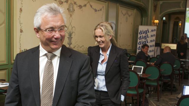 – Vi må snakke mer sammen