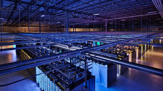 Åpner dørene til Googles datasentre