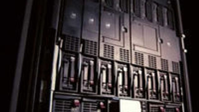 HP overtar servertronen etter IBM