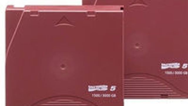 Lagre 50 terabyte på en båndkassett