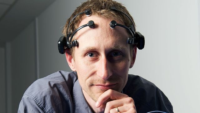 Styr dataspill ved hjelp hjerneimpulser
