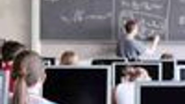 Skole-Norge opp til elektronisk eksamen