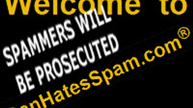 Tjener fett på å saksøke spammere