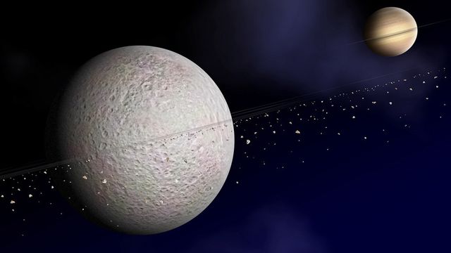 Saturn-måne med eget ringsystem