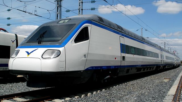 Nå er det klart: Flytoget kjøper åtte togsett fra Spania