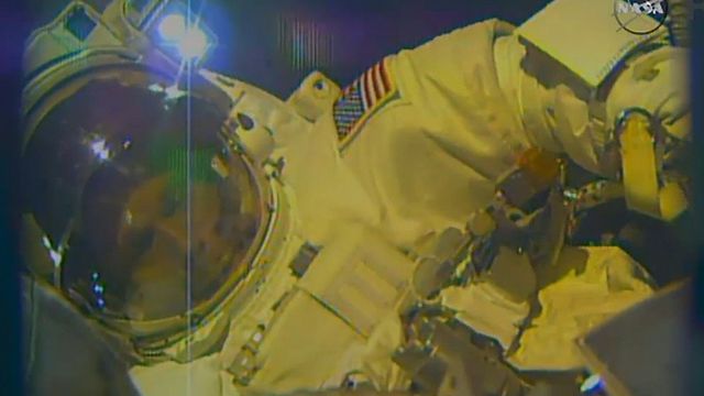 Astronaut oppdaget vann i hjelmen 
