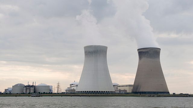 Eksperter vil ha sjekk av alle verdens 435 kjernekraftverk etter funn i Belgia