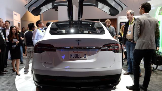 Tesla-sjefen: – Vi skal lage billigere elbil enn GM