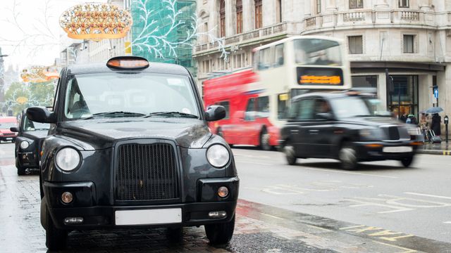 Nå blir den ikoniske London-taxien elektrisk