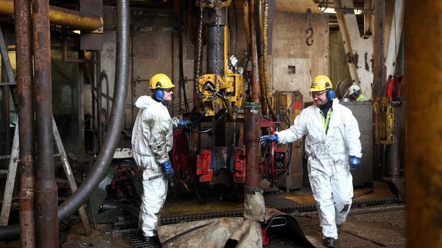 Olje- og gassproduksjonen går ned