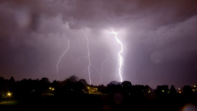 Slik finner de ut hvor lynet slår ned