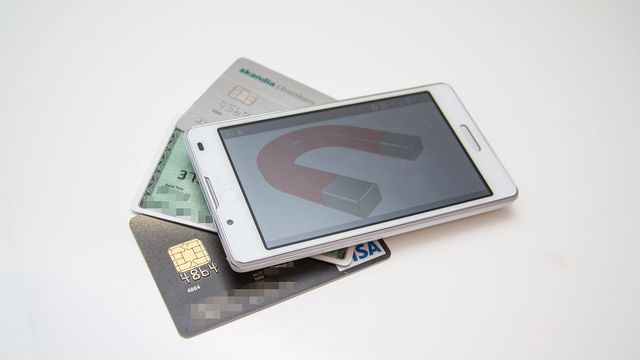 Blir kortet avmagnetisert av mobilen?