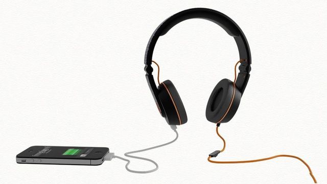 Disse hodetelefonene kan lade mobilen din