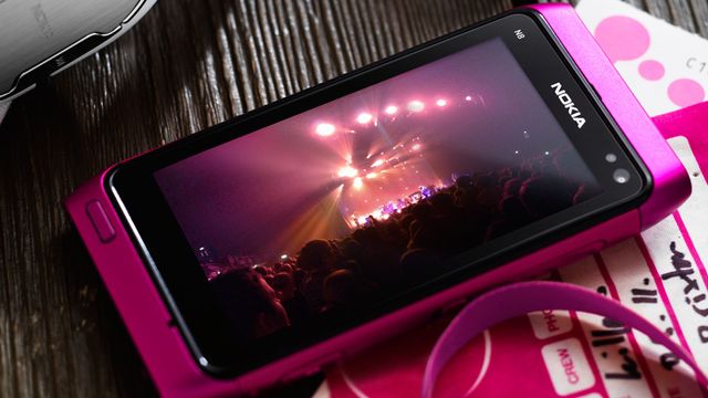 Nokia N8 kommer i rosa