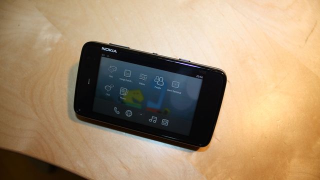 Slik installerer du Meego på Nokia N900