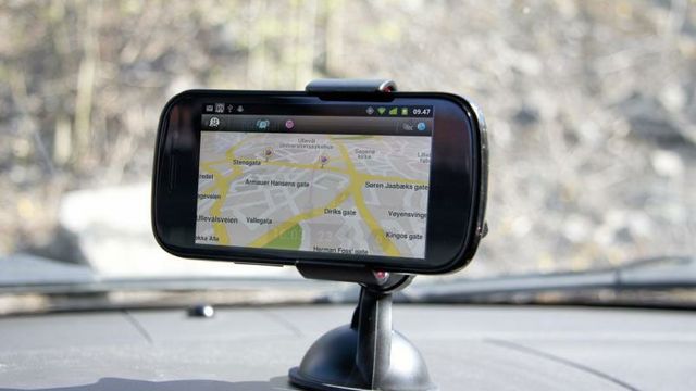 TEST: Genial holder til mobilen din