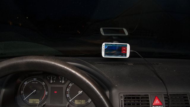 Bruk mobilen som «svart boks» i bilen