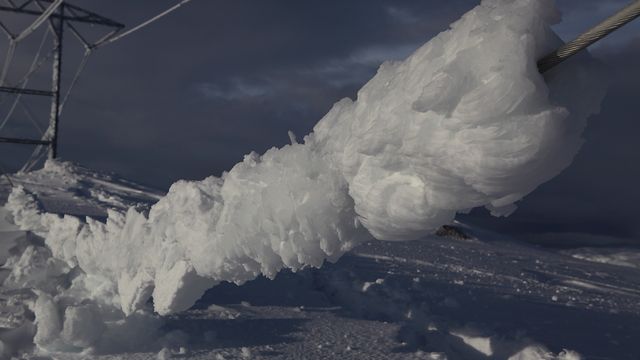Sjekk hvordan Statnetts toppliner ises ned om vinteren