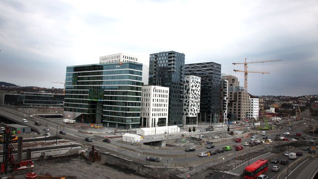 Grunnen i Bjørvika synker. Men kommunen har kvittet seg med egne geoteknikere
