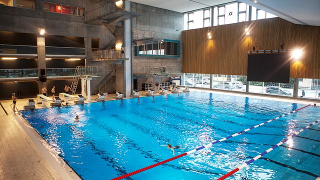 Snart kan det bli langt mindre klor i svømmebassenget