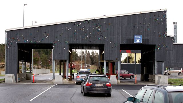 20 millioner kroner skal gi mindre kø på Svinesund