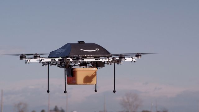 Amazon vil levere pakker på døra med droner
