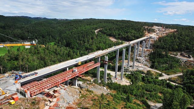 De rødgrønne kaller det «vei på avbetaling»...