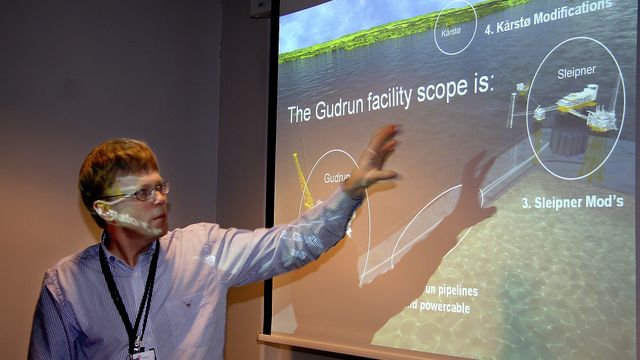 Måtte spare to milliarder