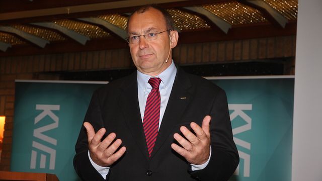 Hendene fulle for Kværner