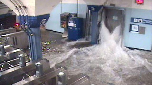 Enorme orkanskader i New Yorks undergrunn