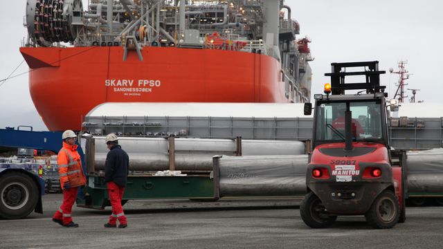 Klargjør Skarv på Stord